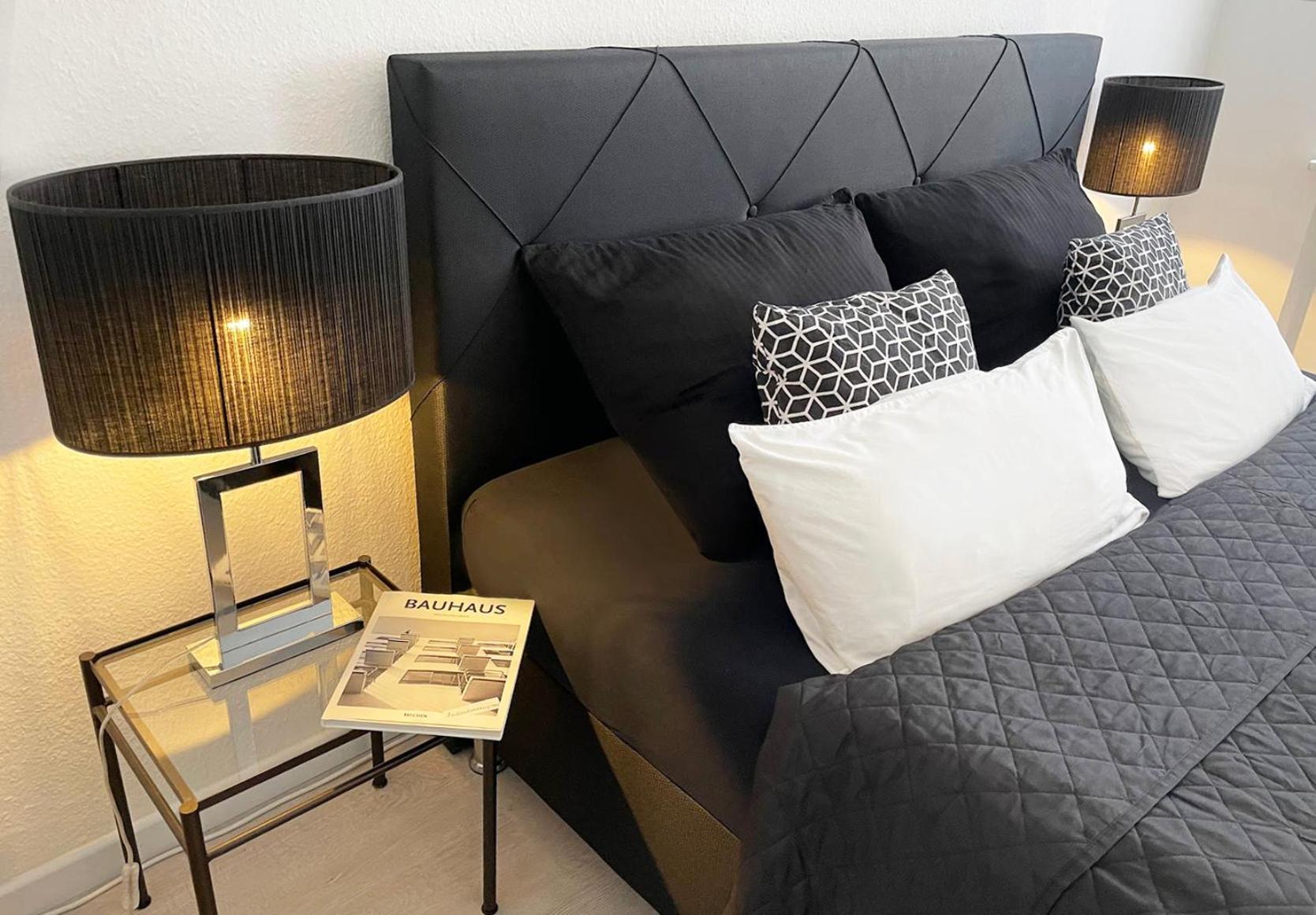 Bauhaus Design-Luxus Apartment, 20Er Jahre Stil, Garten เกรา ภายนอก รูปภาพ